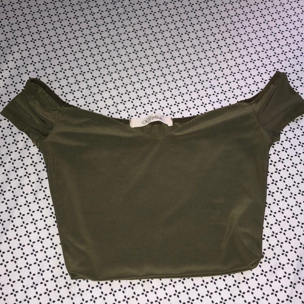 crop top